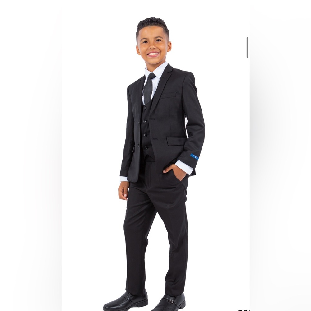 Boys Black 5 piece suit set size 20